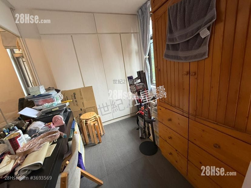 Chi Fu Fa Yuen Sell 2 Bedrooms , 1 Bathroom 439 ft²