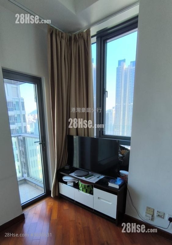 Park Summit Sell Studio , 1 Bathroom 274 ft²
