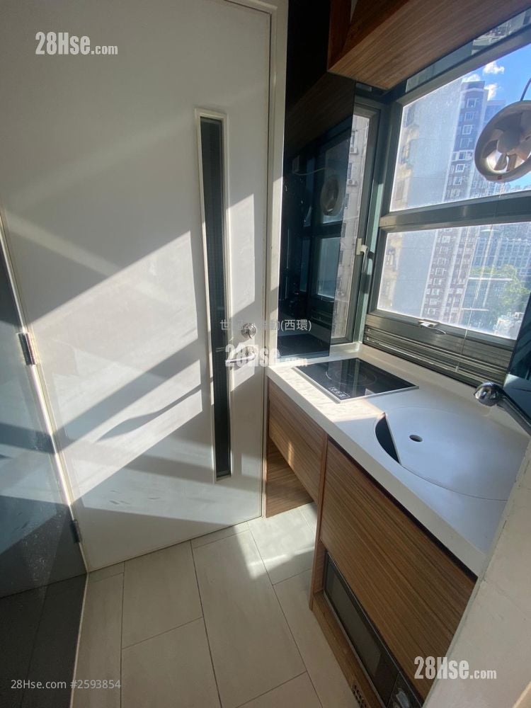 Urbana 38 Sell Studio , 1 Bathroom 220 ft²