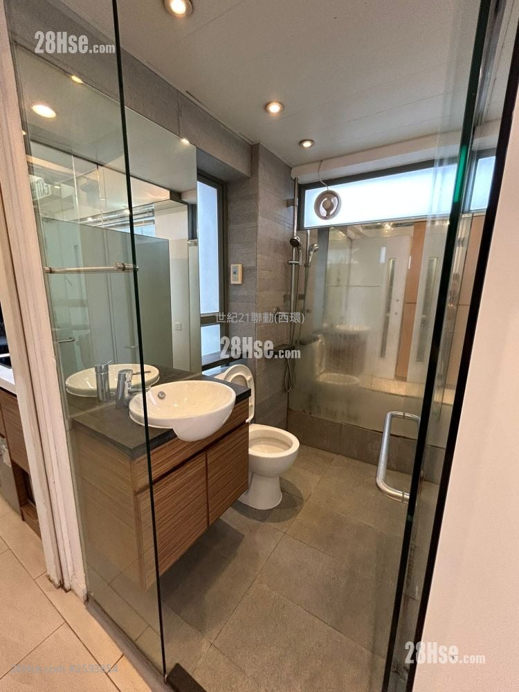 Urbana 38 Sell Studio , 1 Bathroom 220 ft²