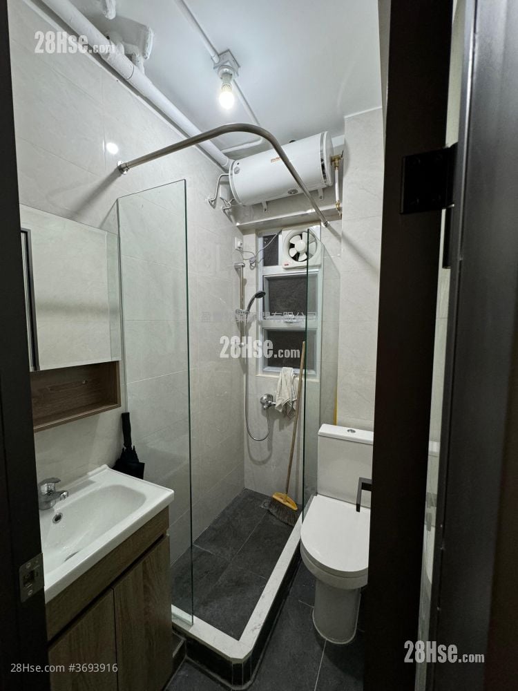 Fortune Building Sell 3 Bedrooms , 1 Bathroom 404 ft²