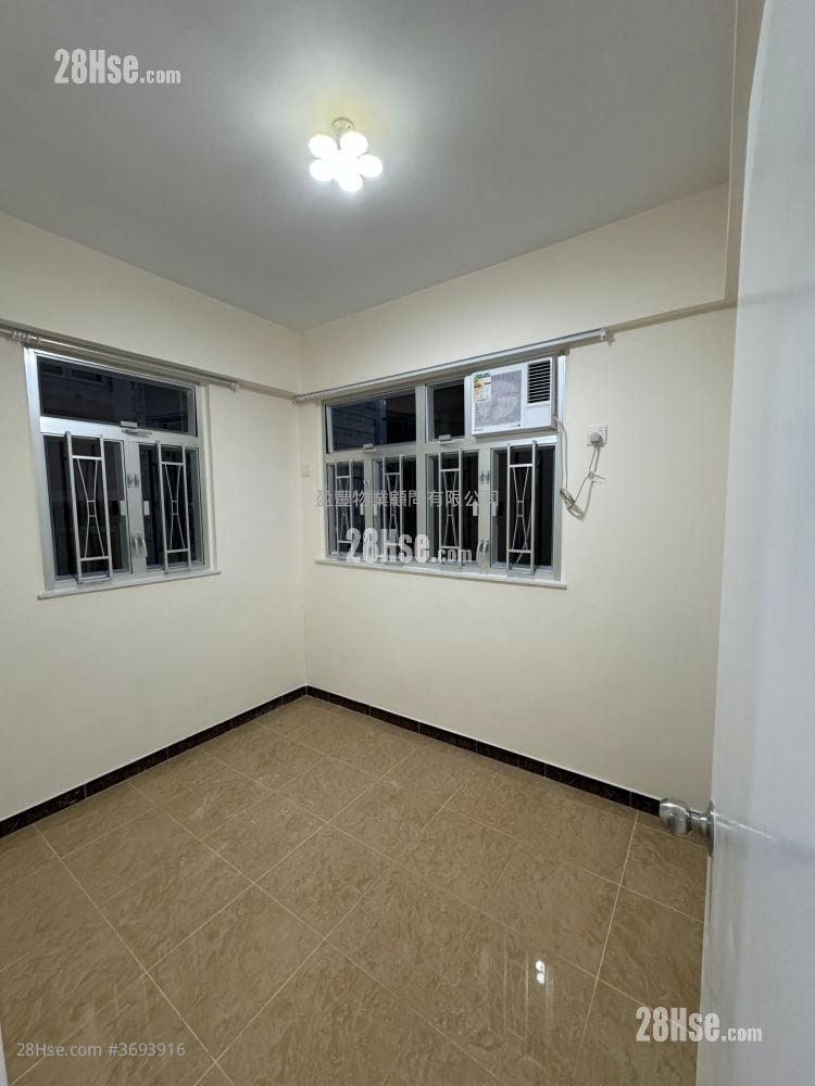 Fortune Building Sell 3 Bedrooms , 1 Bathroom 404 ft²