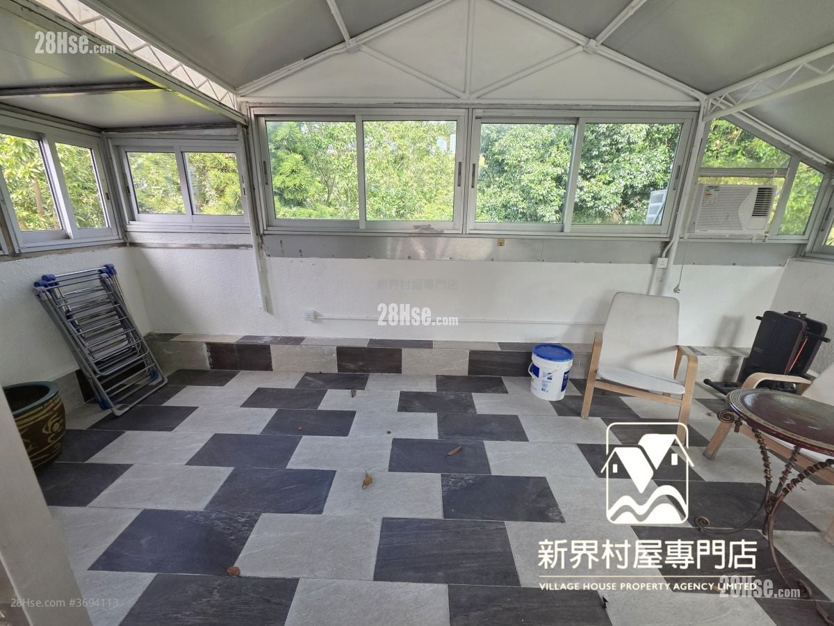 村屋 售盘 5+ 房 2,100 平方尺