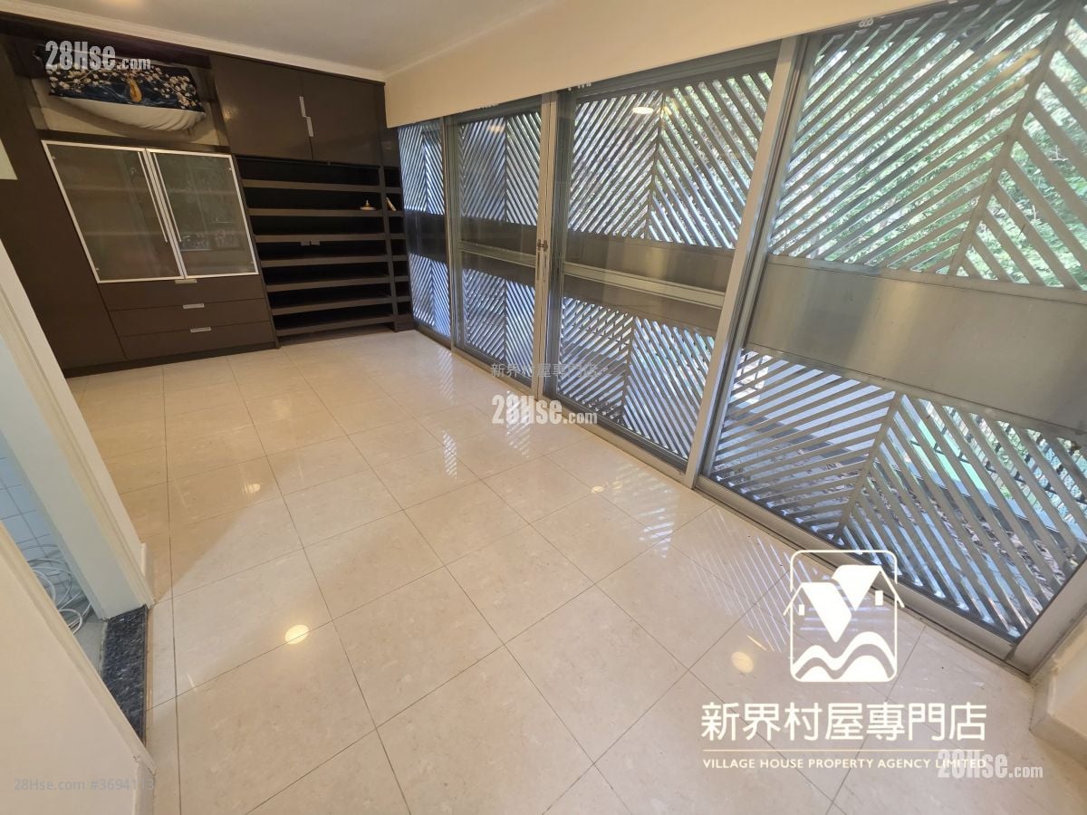 村屋 售盘 5+ 房 2,100 平方尺