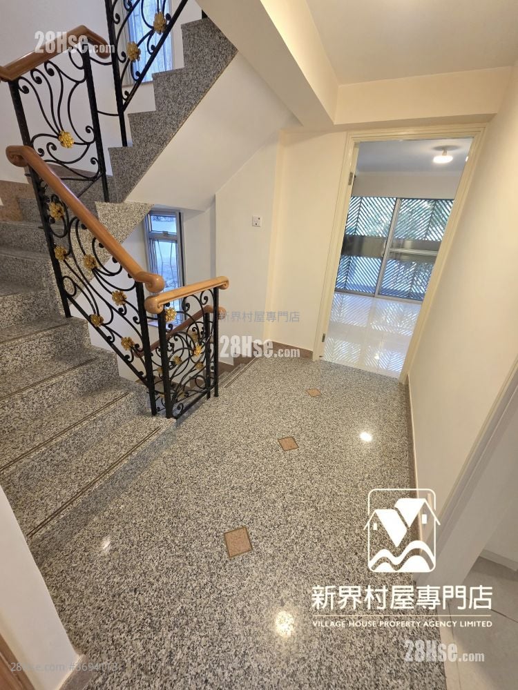 村屋 售盘 5+ 房 2,100 平方尺