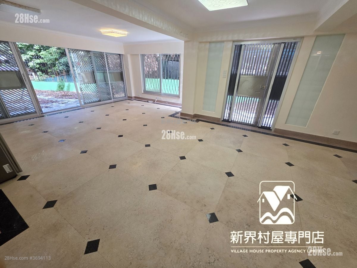 村屋 售盘 5+ 房 2,100 平方尺