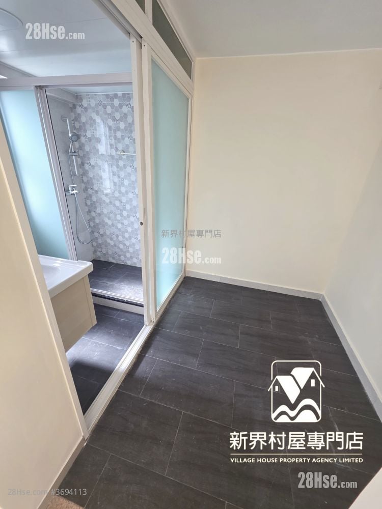 村屋 售盘 5+ 房 2,100 平方尺