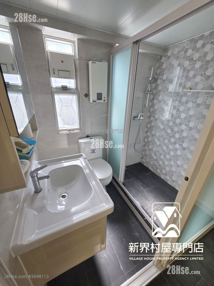 村屋 售盘 5+ 房 2,100 平方尺