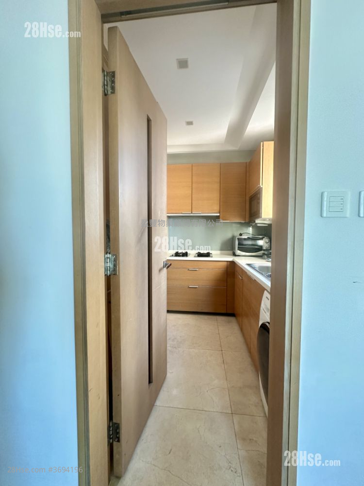 York Place 租盘 3 房 , 2 浴室 680 平方尺