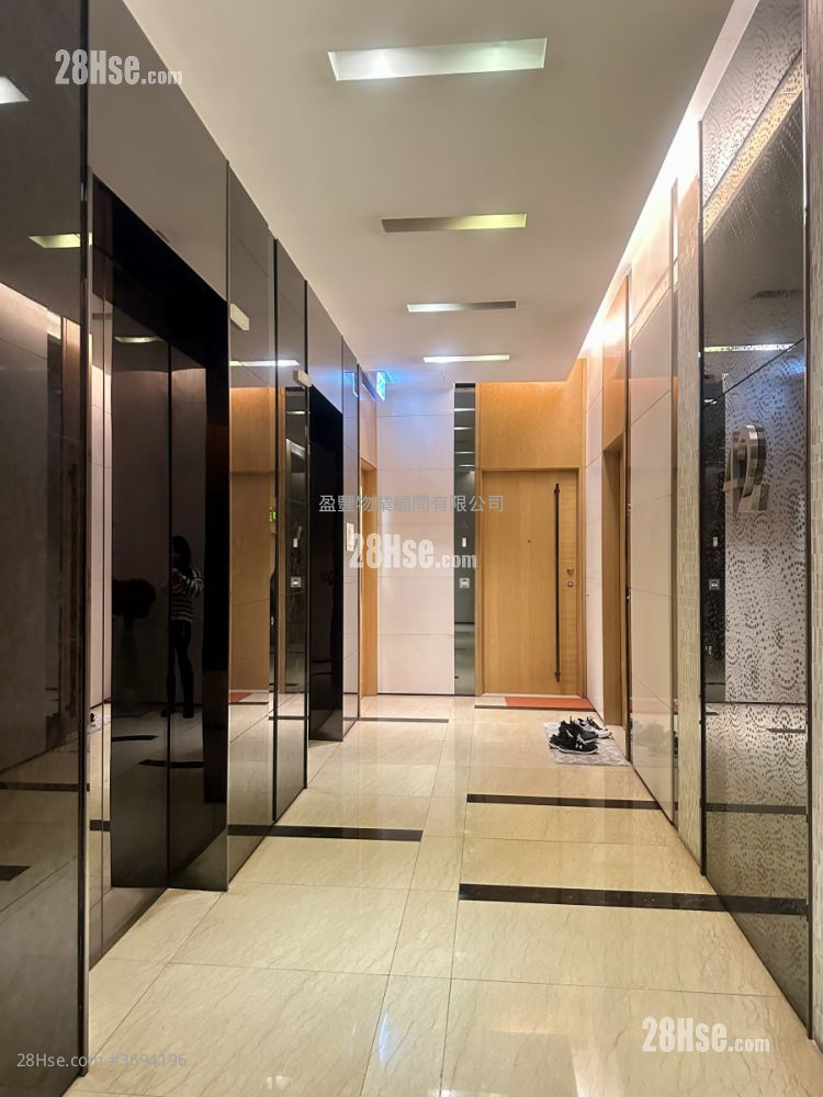 York Place 租盘 3 房 , 2 浴室 680 平方尺