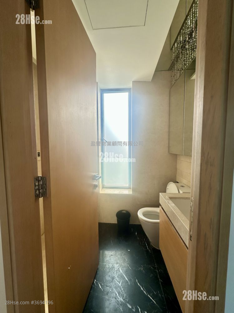 York Place 租盘 3 房 , 2 浴室 680 平方尺