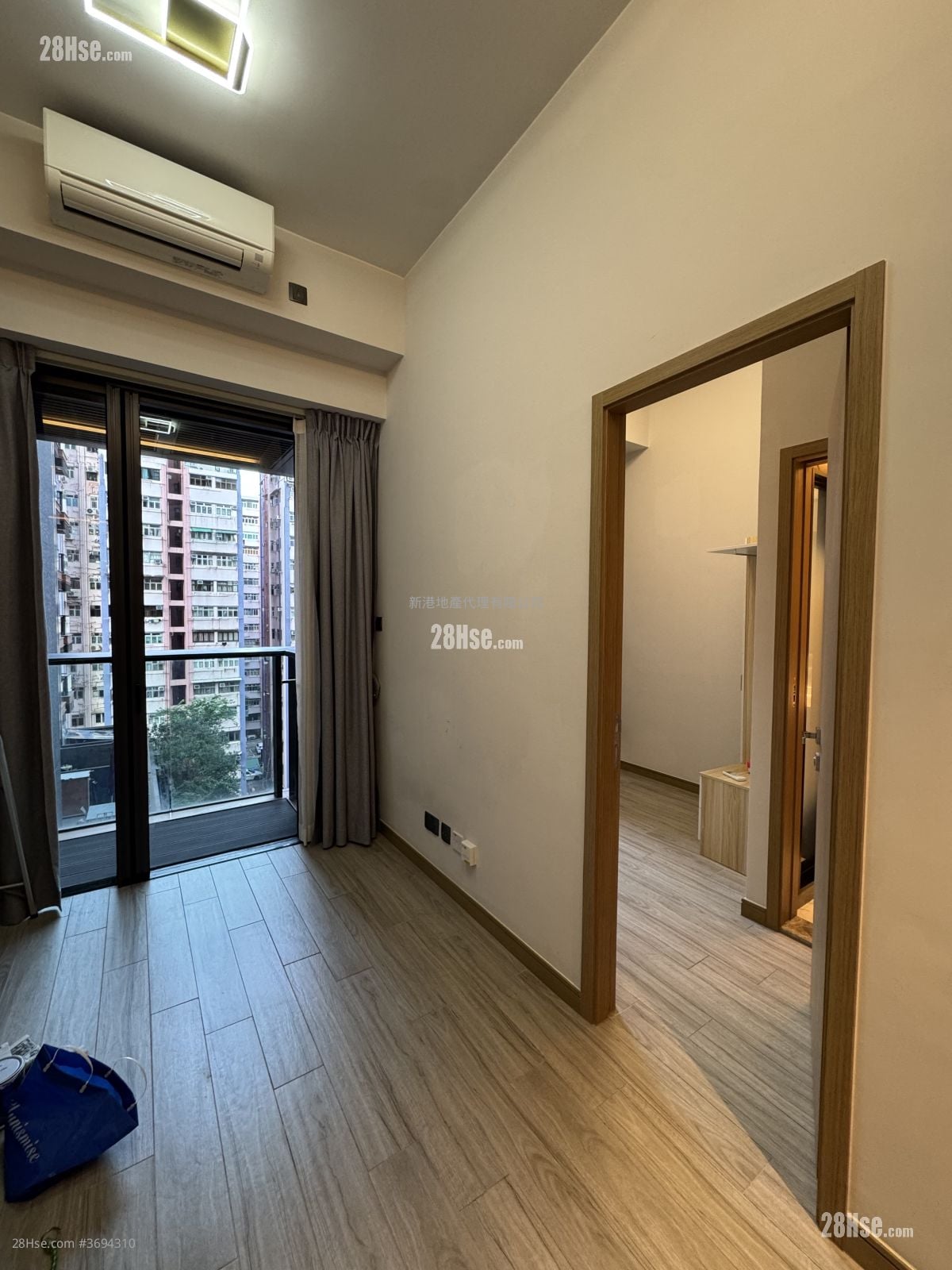 The Vantage Rental 1 Bedroom , 1 Bathroom 270 ft²