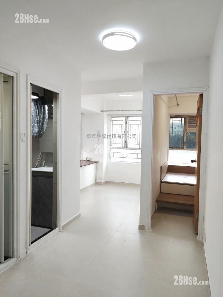 Ho Sing Building Sell 1 Bedroom , 1 Bathroom 301 ft²