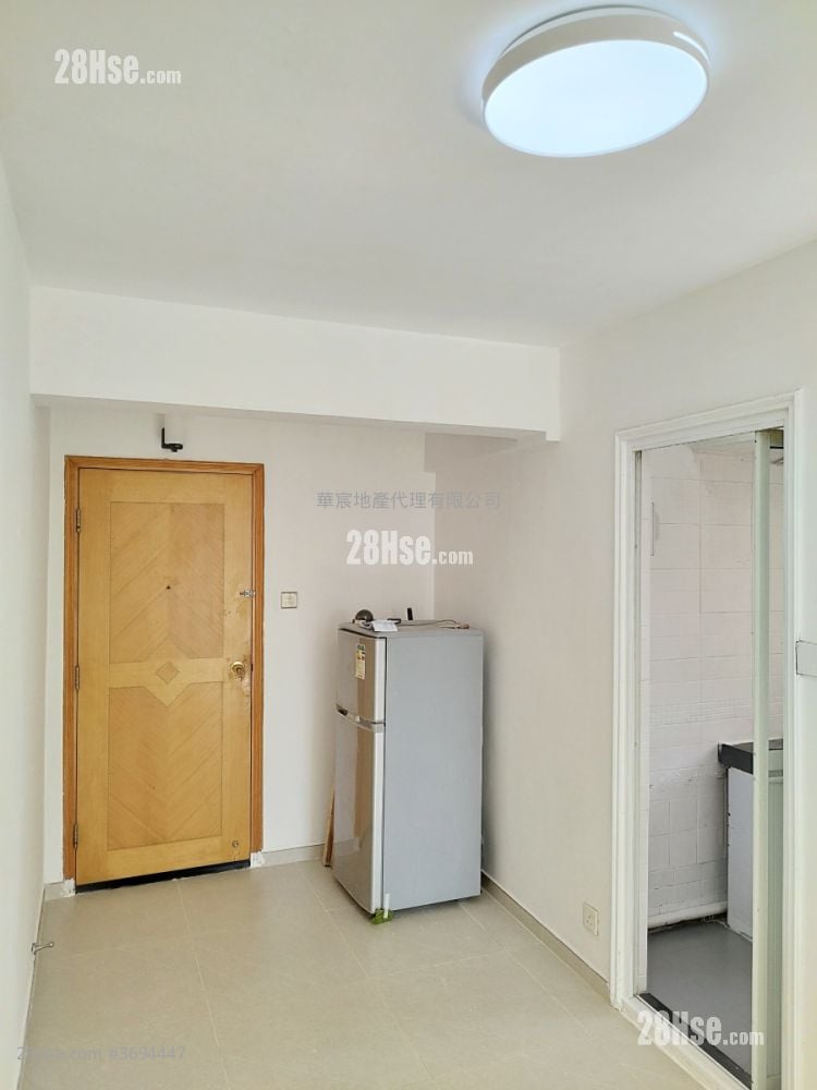 Ho Sing Building Sell 1 Bedroom , 1 Bathroom 301 ft²