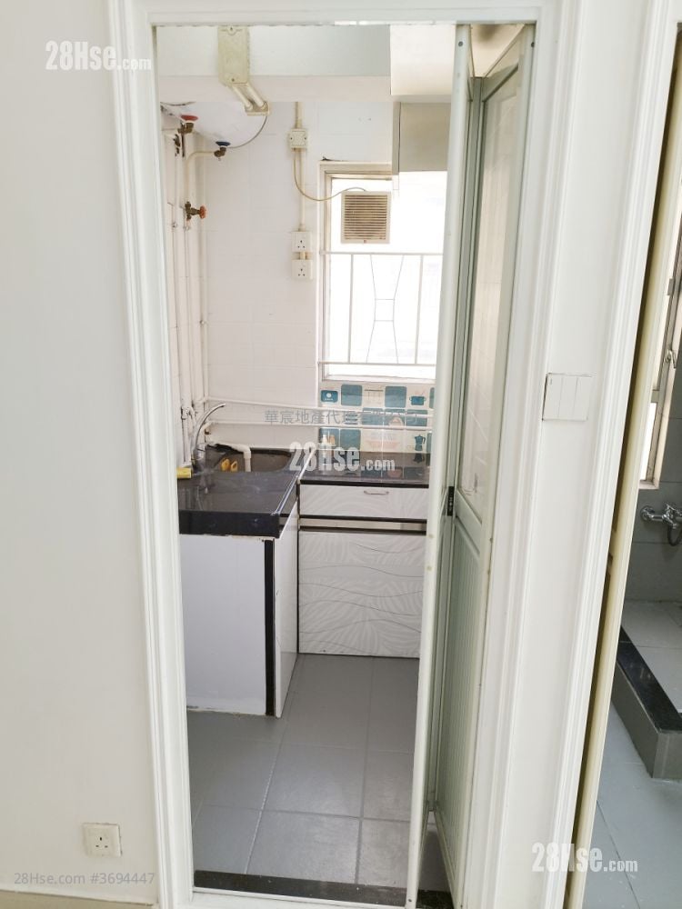 Ho Sing Building Sell 1 Bedroom , 1 Bathroom 301 ft²