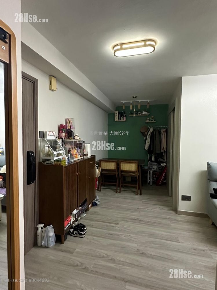 Ming Nga Court Sell 1 Bedroom , 1 Bathroom 351 ft²