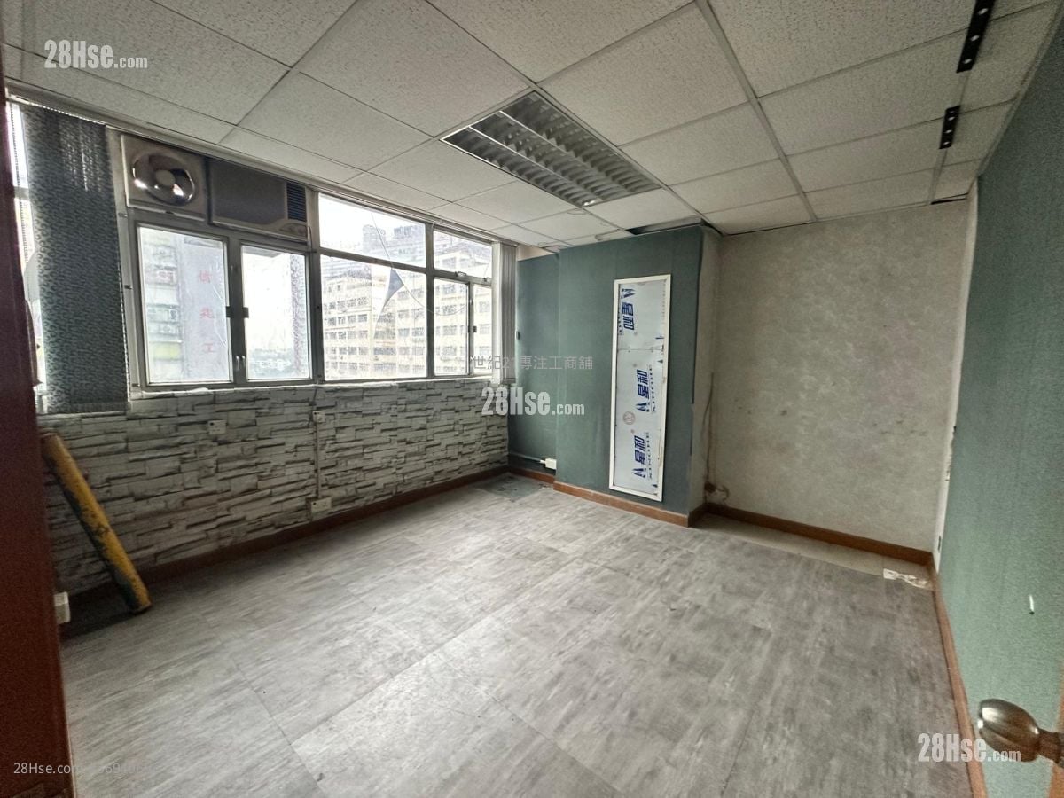 Hang Wai Industrial Centre Rental 3 Bedrooms , 2 Toilets