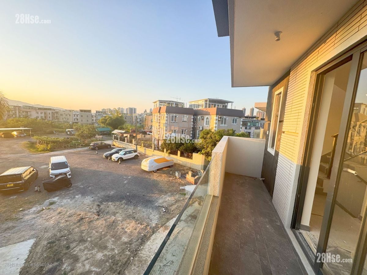 Village Sell 3 Bedrooms , 1 Bathroom 700 ft²