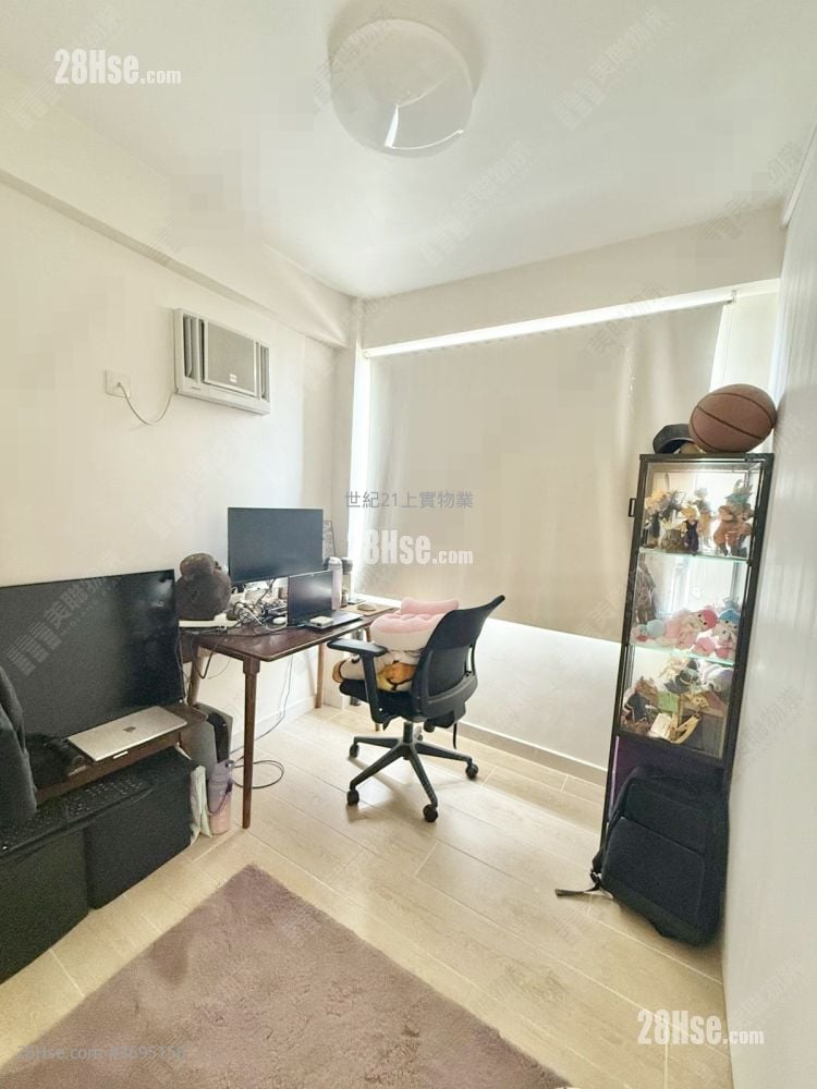 Parc Oasis Sell 3 Bedrooms , 3 Bathrooms 1,020 ft²