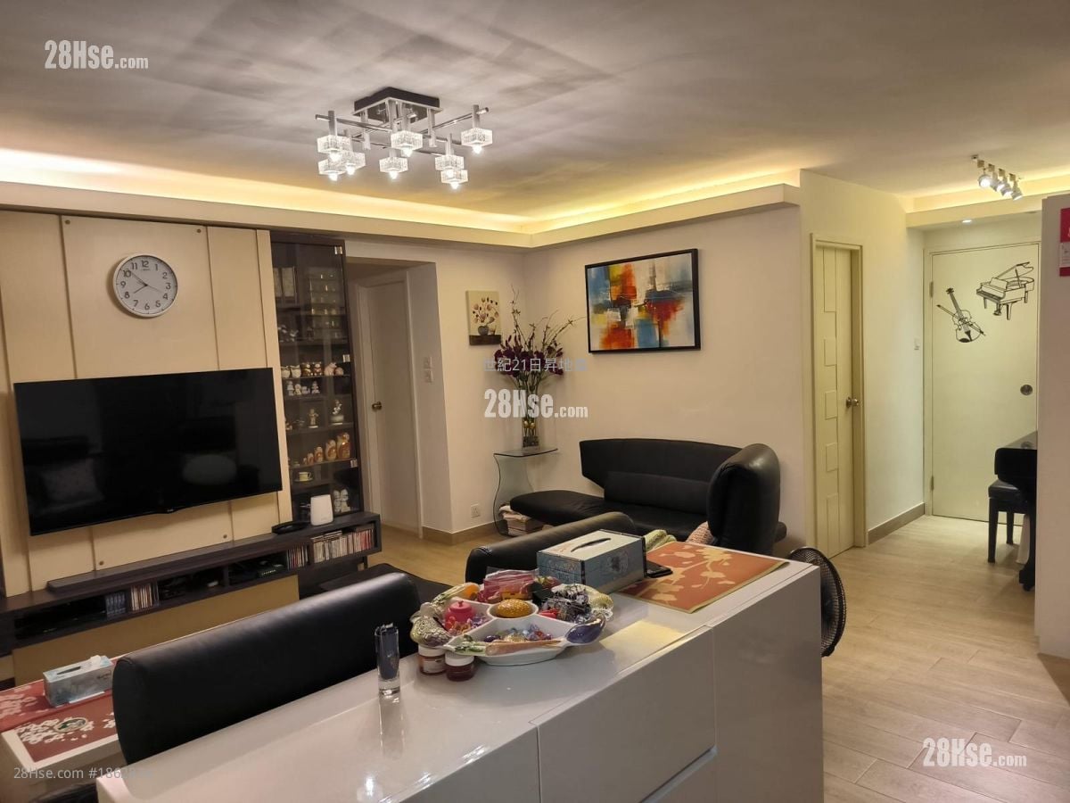 城市花园 售盘 4 房 , 2 浴室 1,010 平方尺