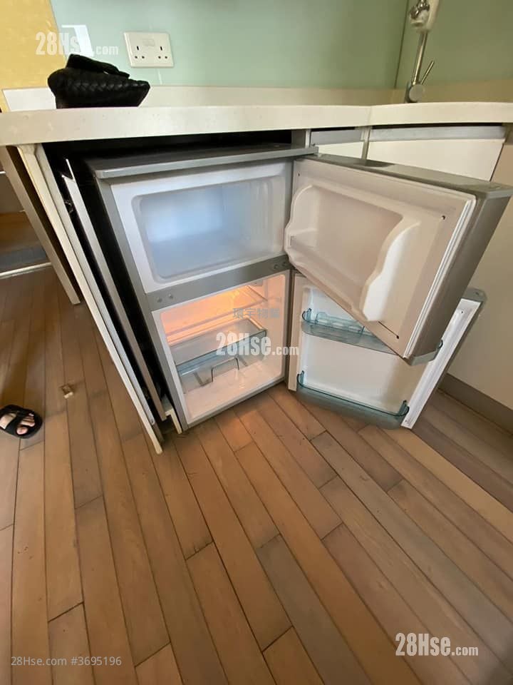 立坊 售盘 开放式间隔 , 1 浴室 238 平方尺