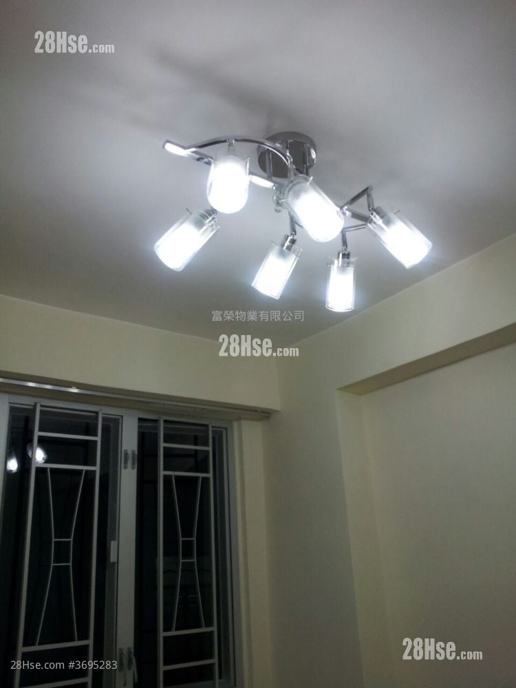 Sunny Court Sell Studio , 1 Bathroom 252 ft²