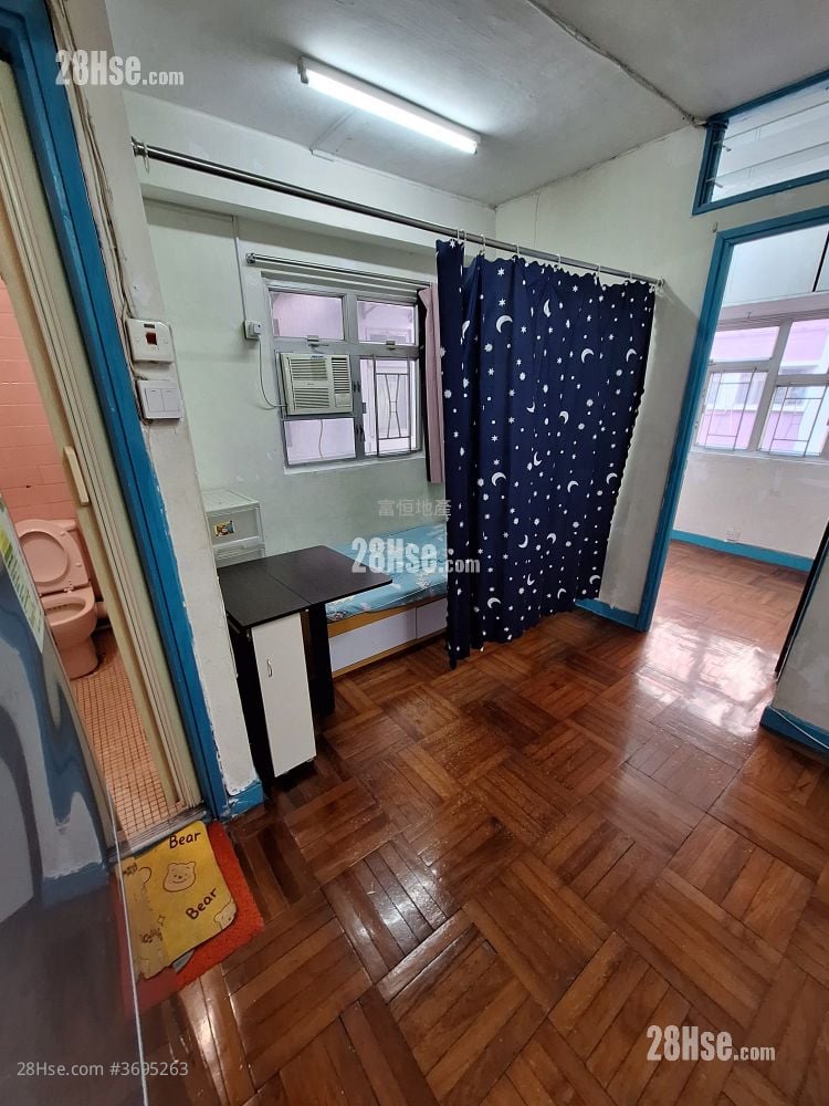 Loong King Mansion Rental 2 Bedrooms , 1 Bathroom 277 ft²