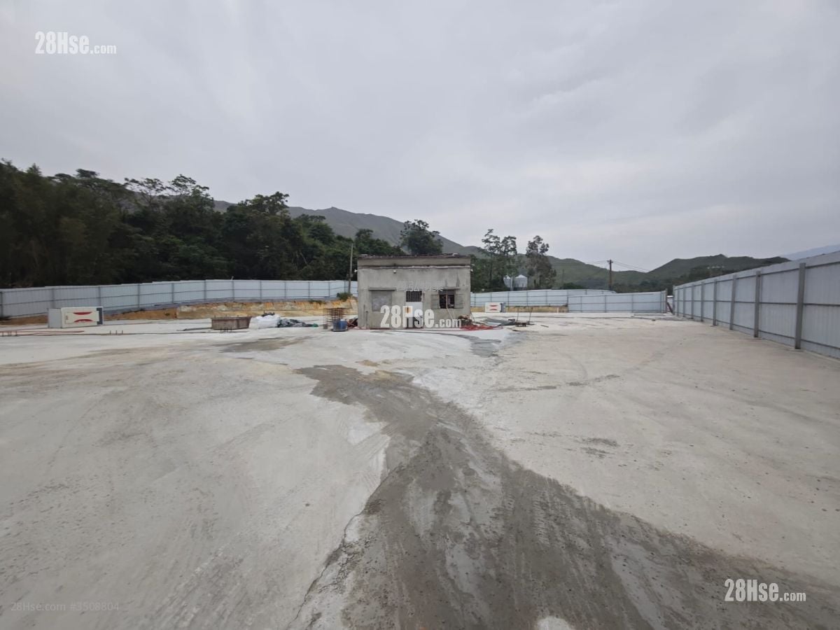 Land Rental 10,000 ft²