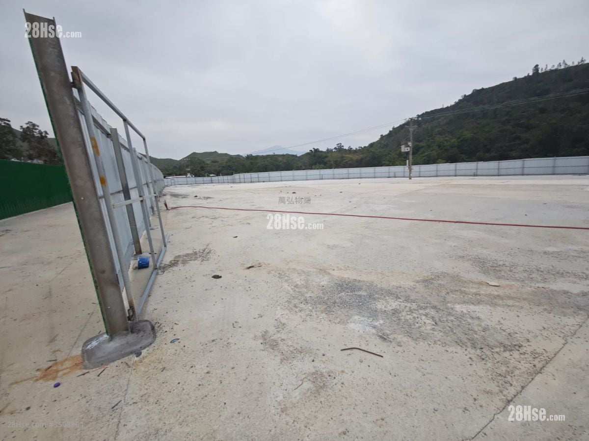 Land Rental 10,000 ft²