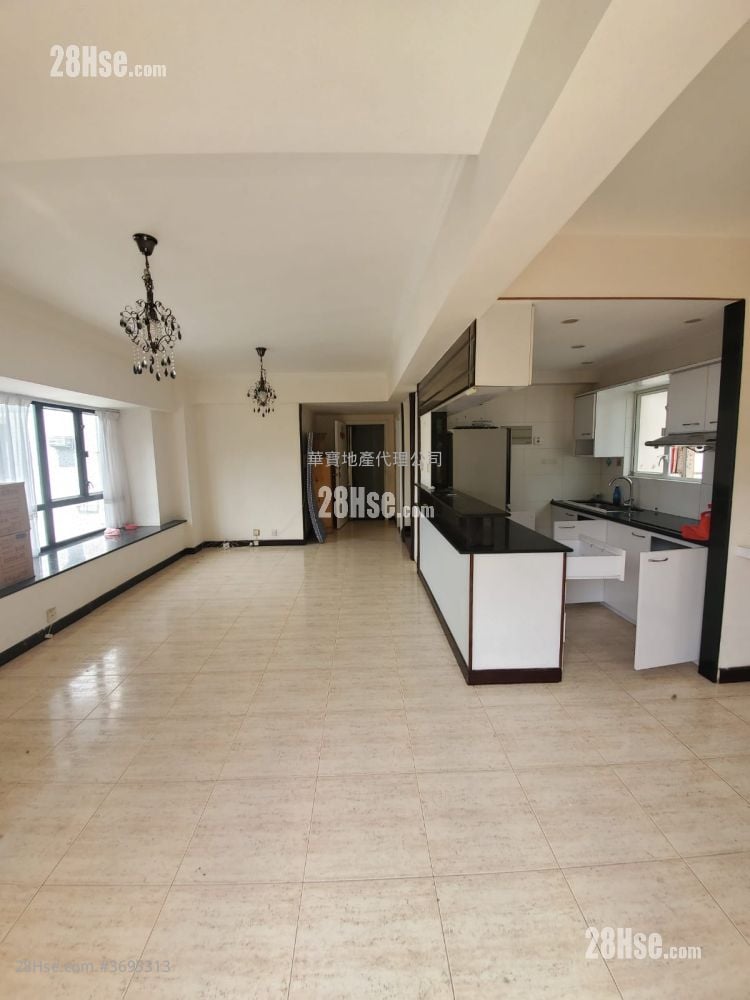 冠峰园 租盘 3 房 , 3 浴室 864 平方尺