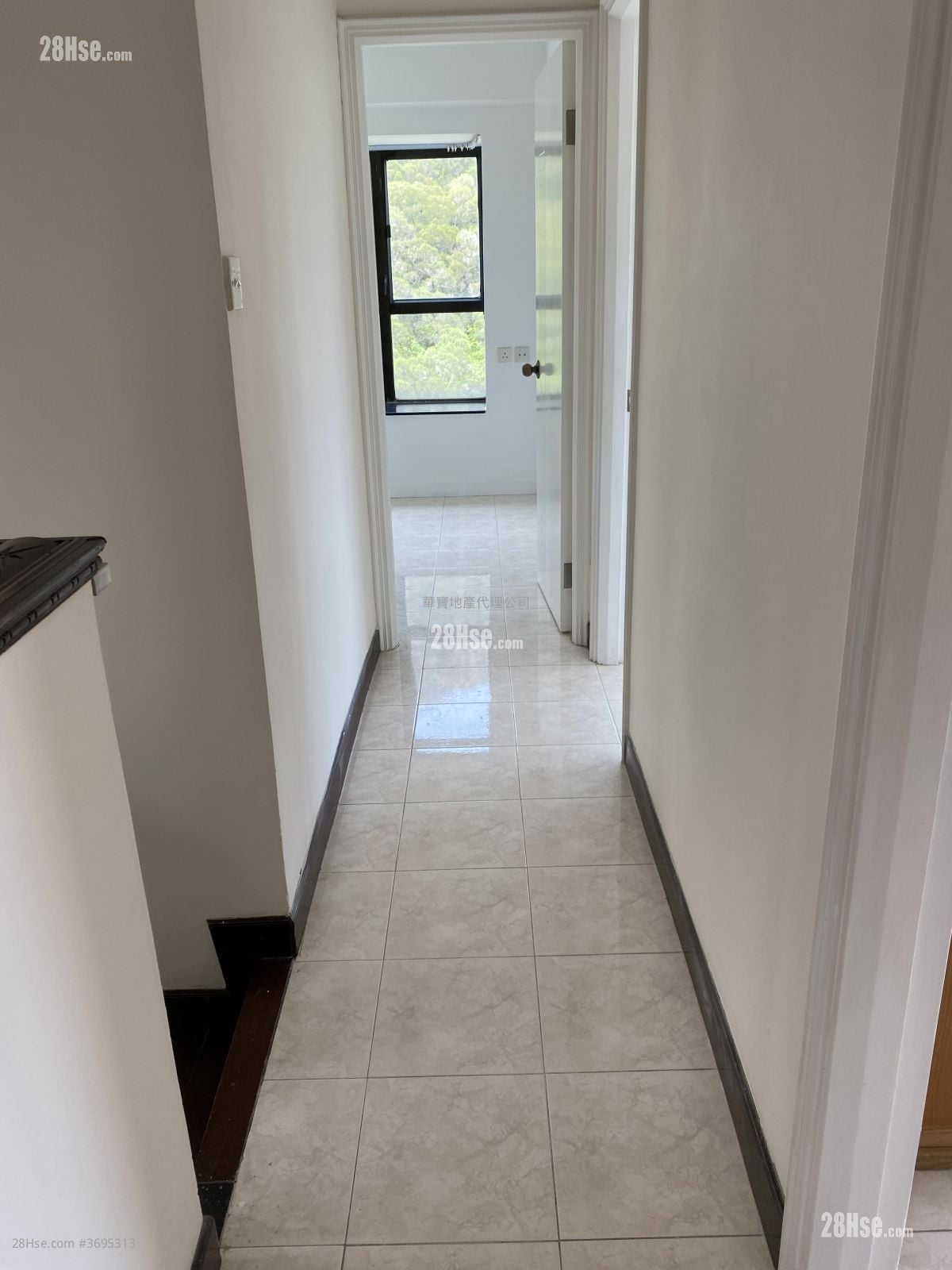 冠峰园 租盘 3 房 , 3 浴室 864 平方尺