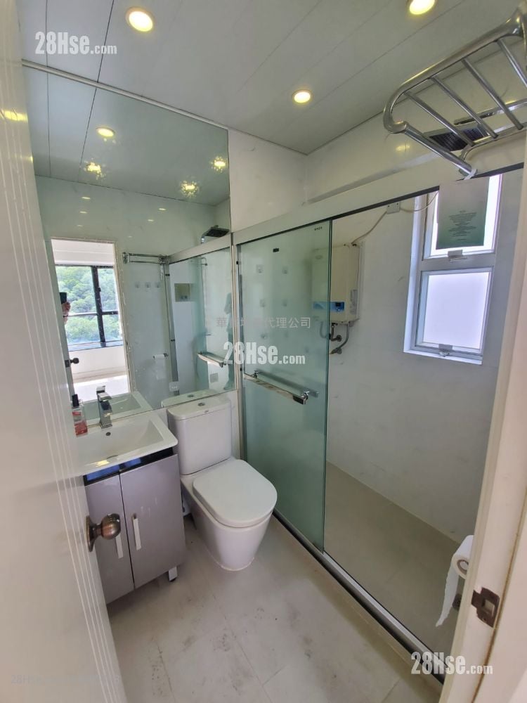 冠峰园 租盘 3 房 , 3 浴室 864 平方尺