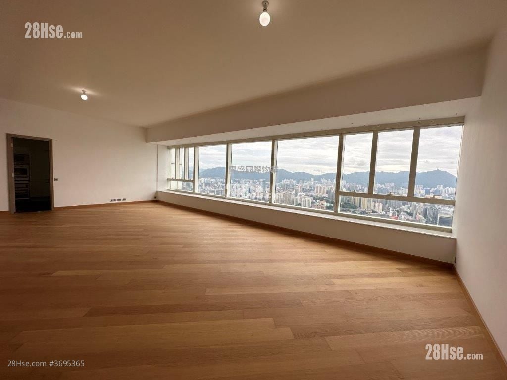 The Masterpiece Rental 3 Bedrooms , 5+ Bathrooms 2,310 ft²