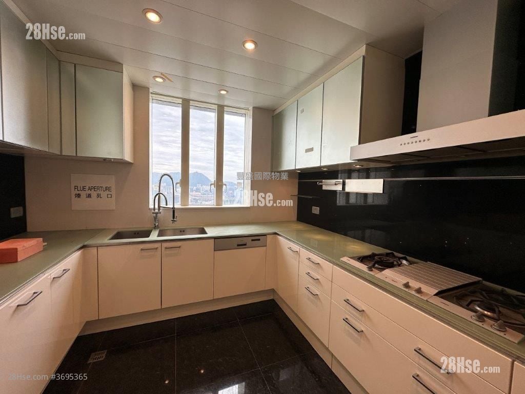 The Masterpiece Rental 3 Bedrooms , 5+ Bathrooms 2,310 ft²