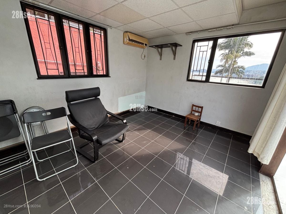 Village Sell 2 Bedrooms , 1 Bathroom