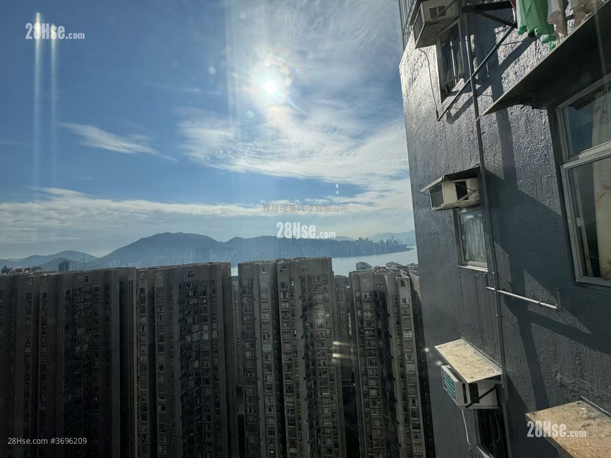 启田大厦 租盘 526 平方尺