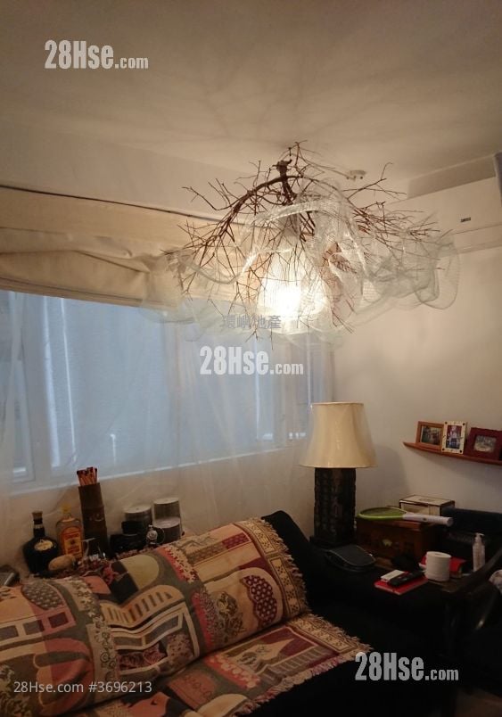 村屋 售盘 1 房 , 1 浴室 400 平方尺