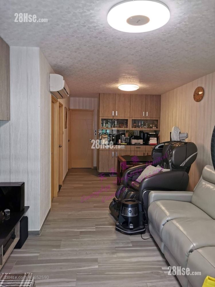 村屋 售盘 3 房 , 2 浴室