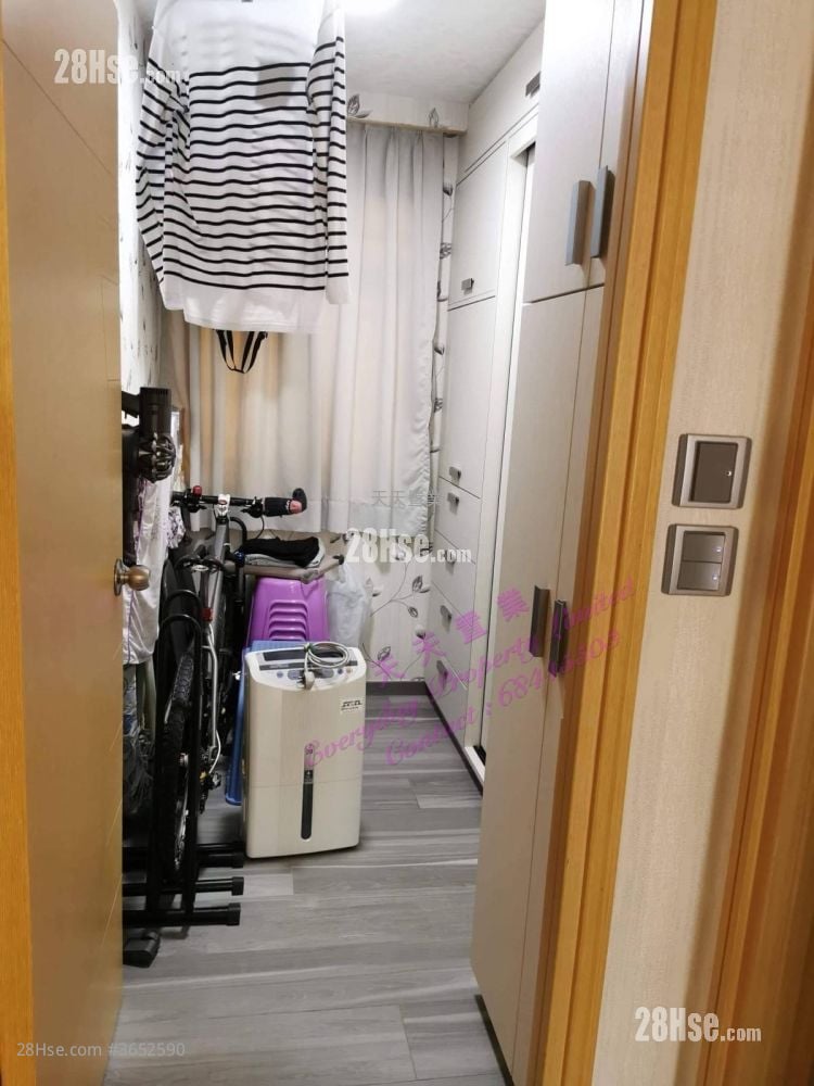 村屋 售盘 3 房 , 2 浴室