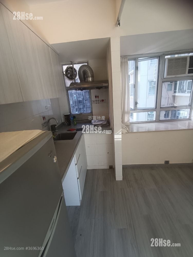 富威花园 售盘 1 房 , 1 浴室 260 平方尺