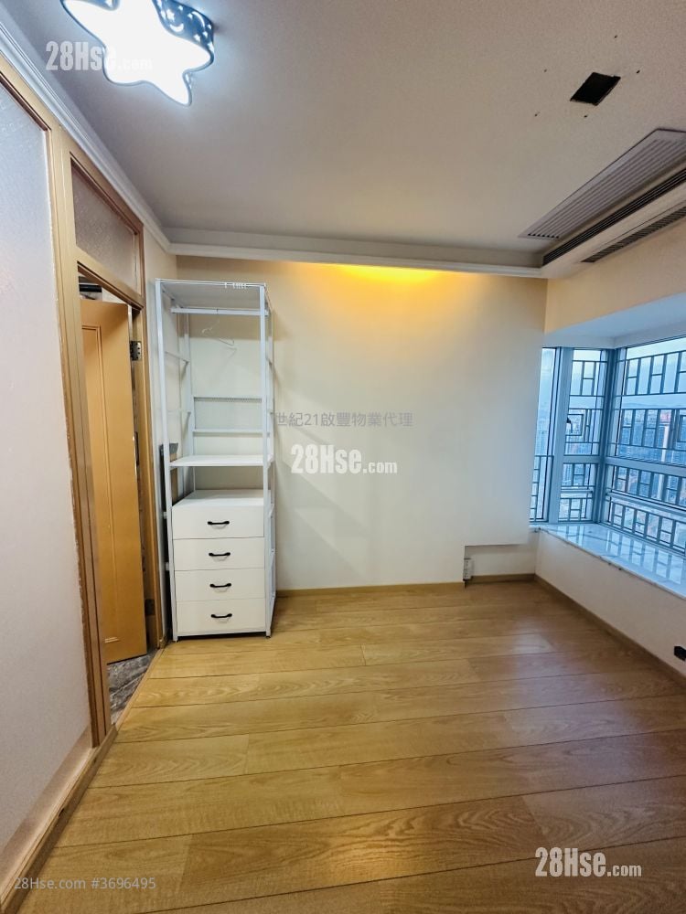 豪门 售盘 3 房 , 2 浴室 815 平方尺