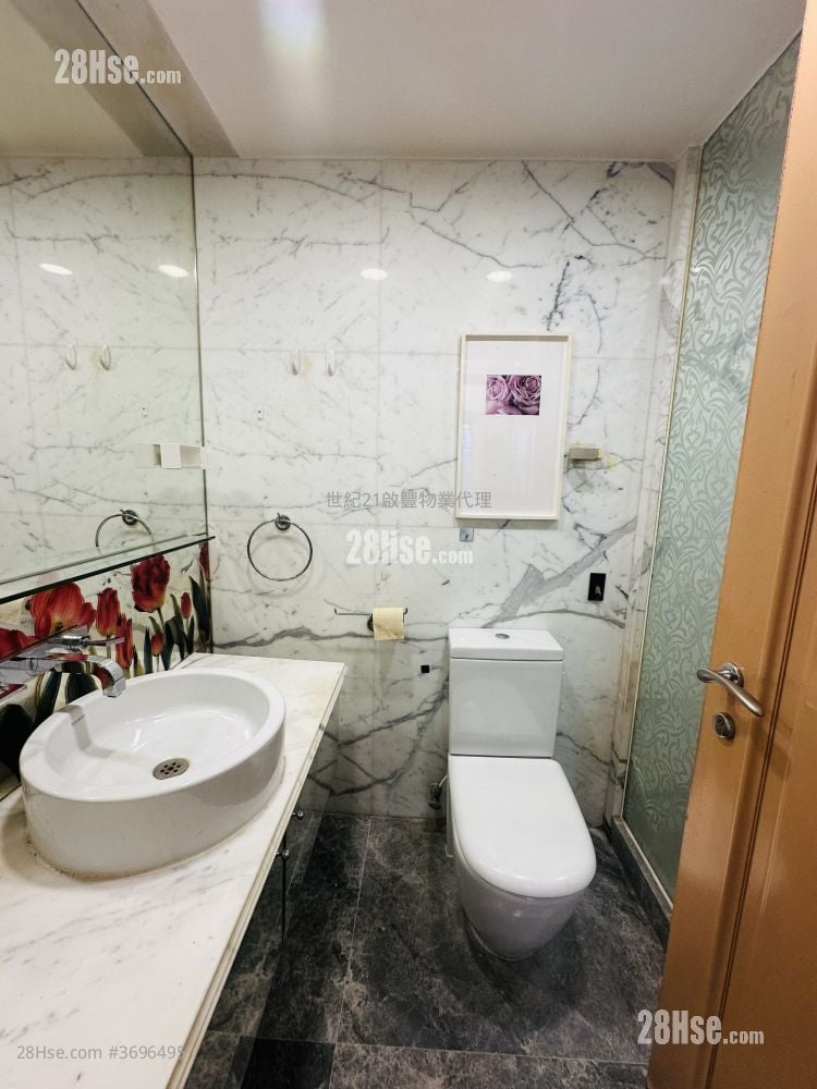 豪门 售盘 3 房 , 2 浴室 815 平方尺