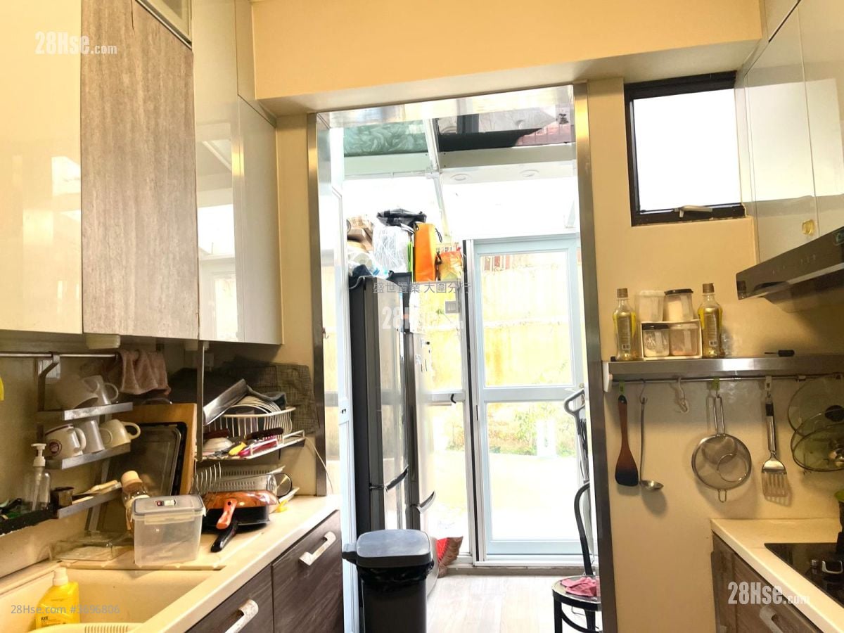 雅苑 售盘 4 房 , 3 浴室 1,338 平方尺