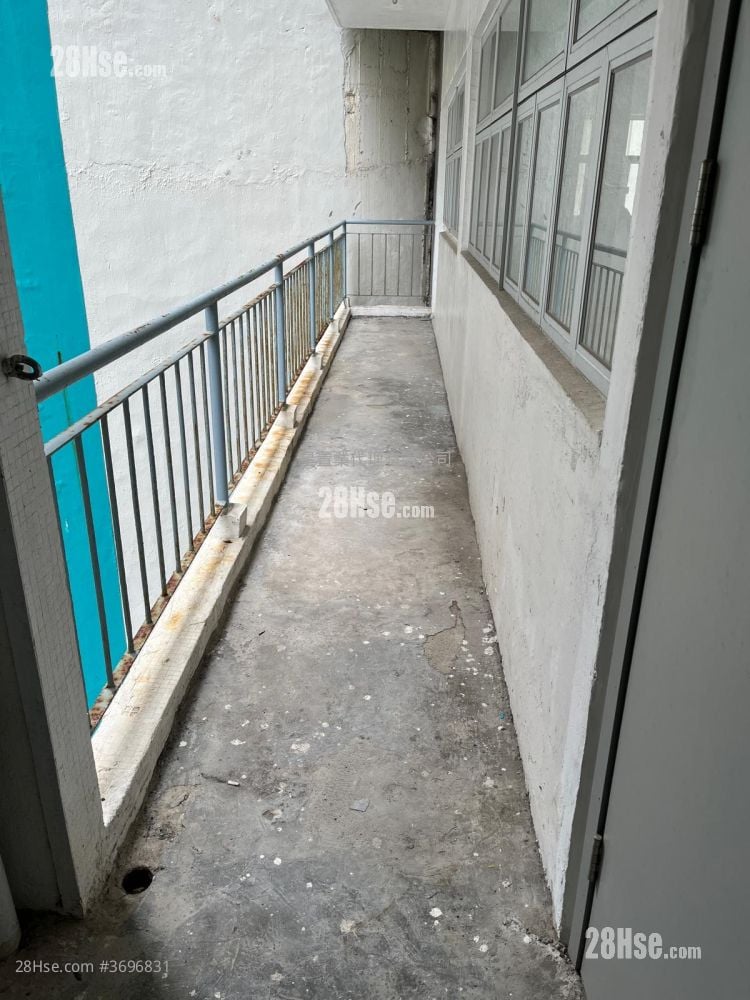 保盈工業大廈 租盤 2 廁所