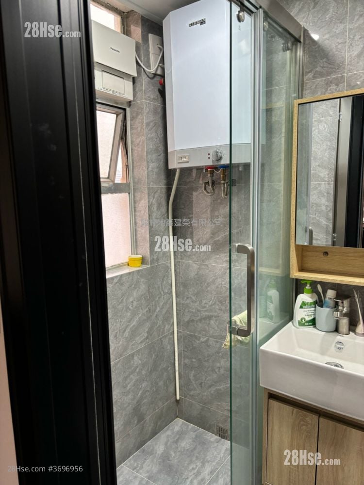 富昌大厦 售盘 2 房 , 1 浴室 360 平方尺