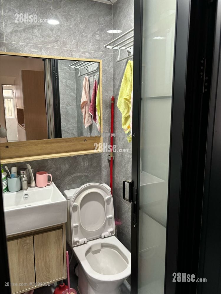 富昌大厦 售盘 2 房 , 1 浴室 360 平方尺