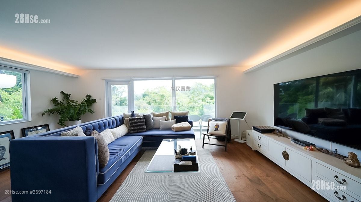 Ho Chung Sell 4 Bedrooms , 3 Bathrooms 2,100 ft²