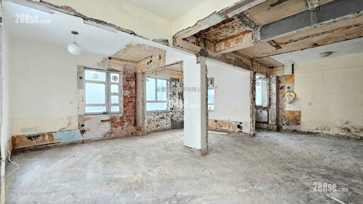 华纳大厦 售盘 开放式间隔 , 1 浴室 703 平方尺