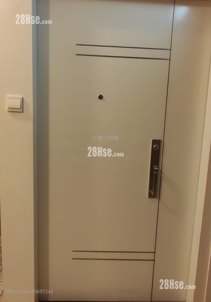 幸运阁 售盘 3 房 , 2 浴室 1,281 平方尺