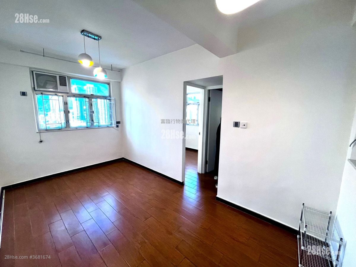 乐景大厦 售盘 2 房 , 1 浴室 328 平方尺